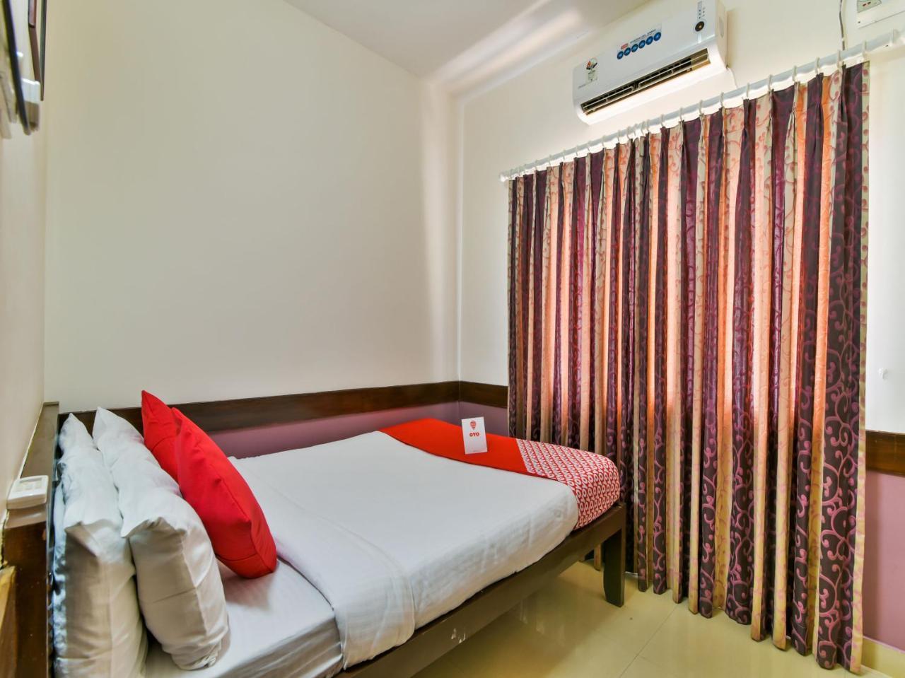 Ginger Tree Resort At The Beach Candolim Exteriör bild