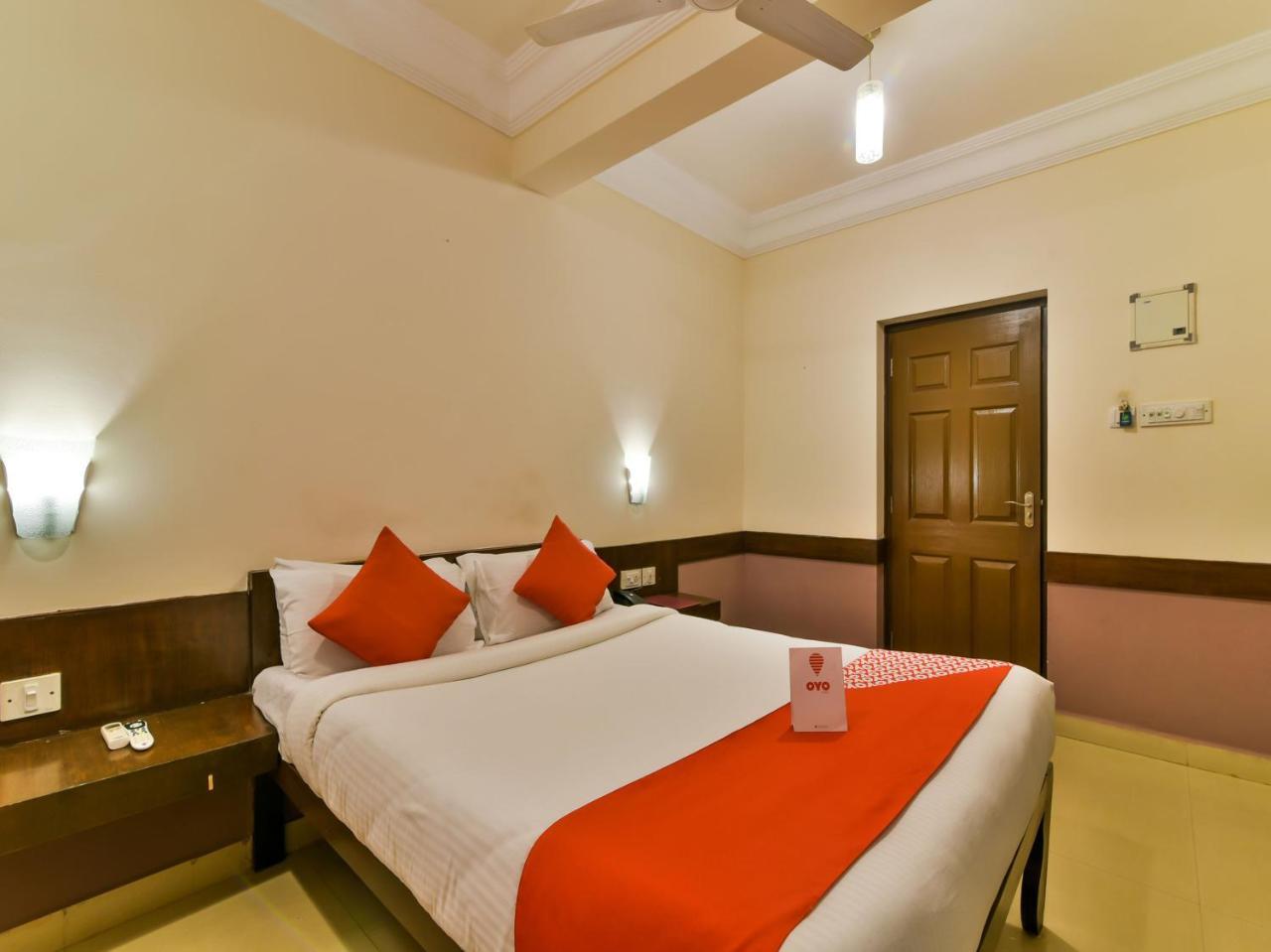 Ginger Tree Resort At The Beach Candolim Exteriör bild